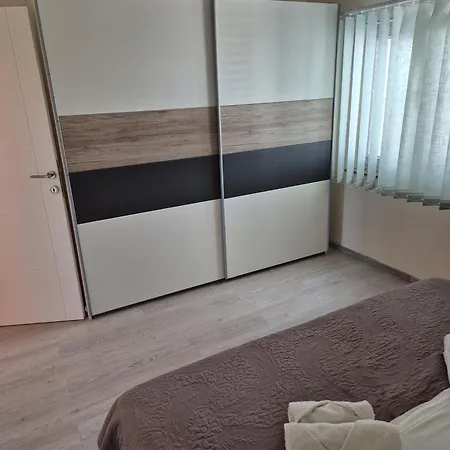 Leonardo 1 * ורסי