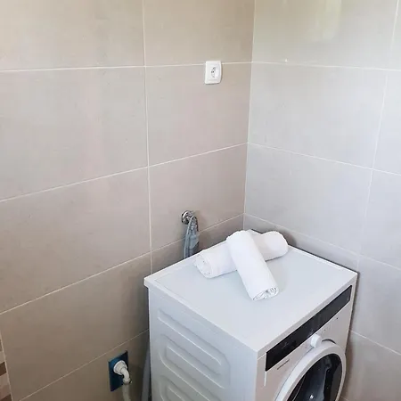 Leonardo 1 Apartament